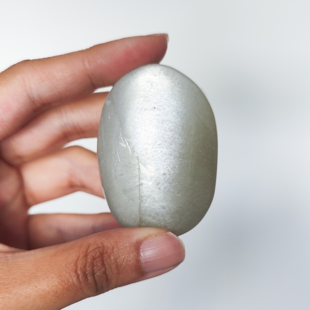 Super Flash Sage Moonstone Palm Stone Garnierite